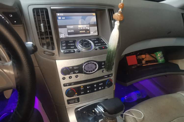 Used Infiniti G Series 2009 G37 Audio And AC Panel