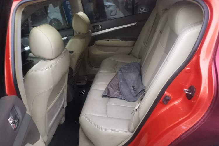 Used Infiniti G Series 2009 G37 Left Rear Seat