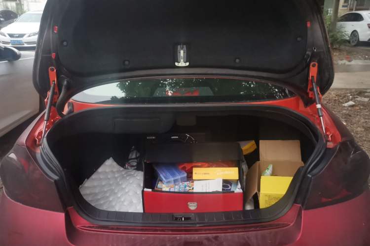 Used Infiniti G Series 2009 G37 Trunk