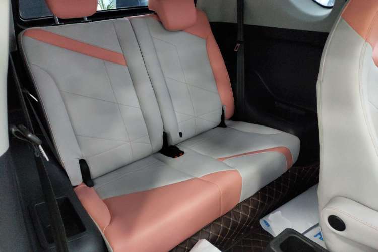 Used Chery New Energy Little Ant 2022 Restyled Version Sweet Pink Edition Half-Sugar Version 28.8 kWh 30 kW 301 km