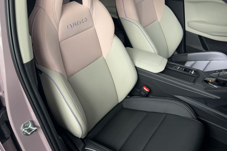 Used Lynk & Co 06 EM-P 2022 PHEV Shero Pink Special Edition