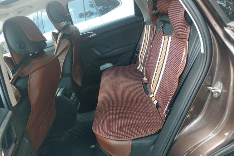 Used Volkswagen Tharu 2019 280TSI Two-Wheel Drive Luxury Version China VI Standard