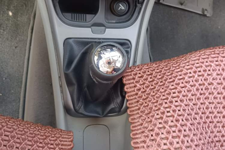 Used Citroen Elysee 2013 Sedan Classic 1.6L Manual Tech Edition