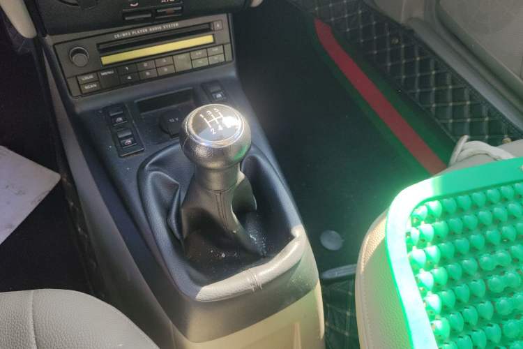 Used Volkswagen Santana Vista 2008 1.8L Manual Sishang Model