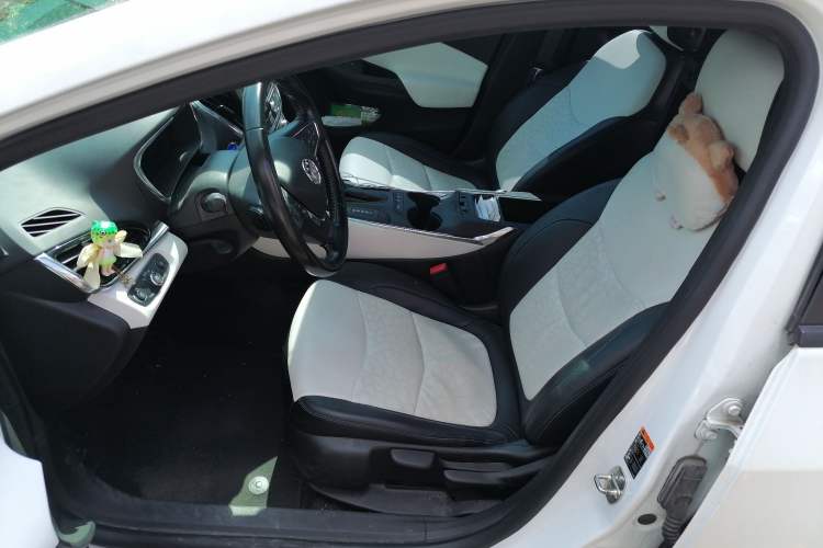 Used Buick VELITE 5 2017 Stylish Extended-Range Model