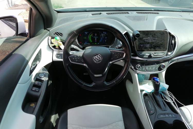 Used Buick VELITE 5 2017 Stylish Extended-Range Model