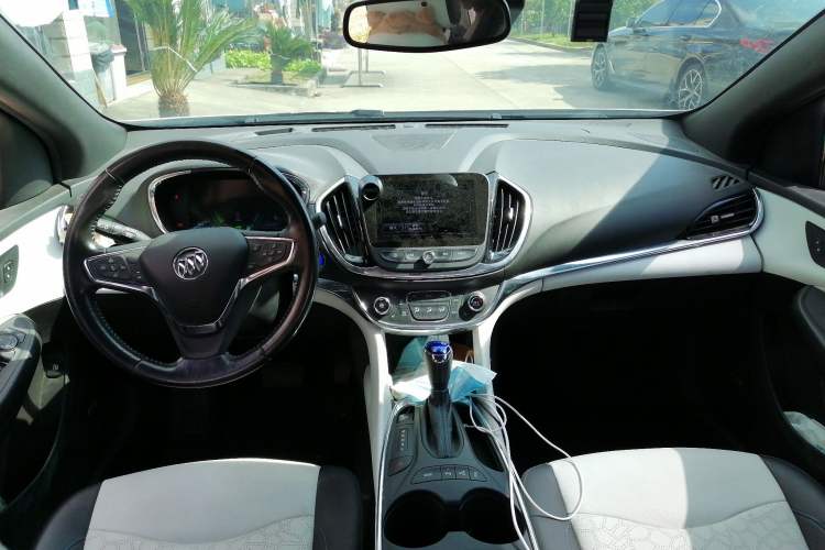 Used Buick VELITE 5 2017 Stylish Extended-Range Model