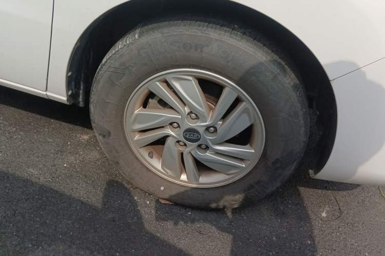 Used JAC M4 2019 Business Series 2.0L Manual - China VI Standard
