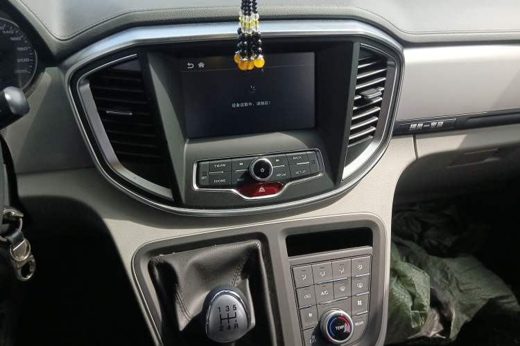 Used JAC M4 2019 Business Series 2.0L Manual - China VI Standard
