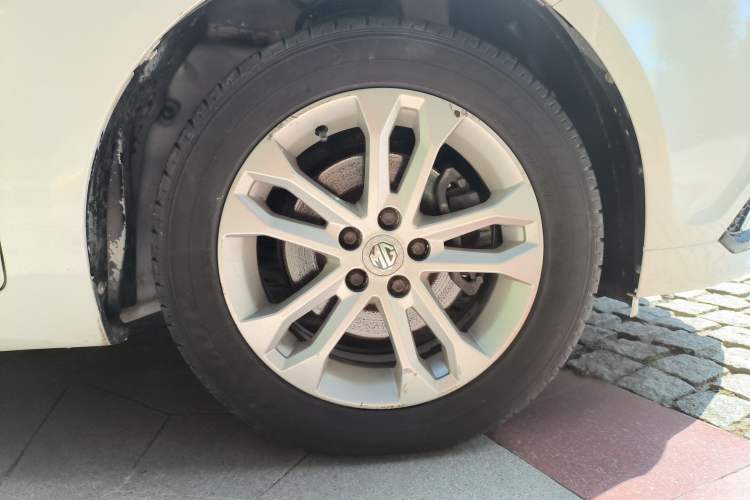 Used MG 5 2012 1.5L Automatic Luxury Edition
