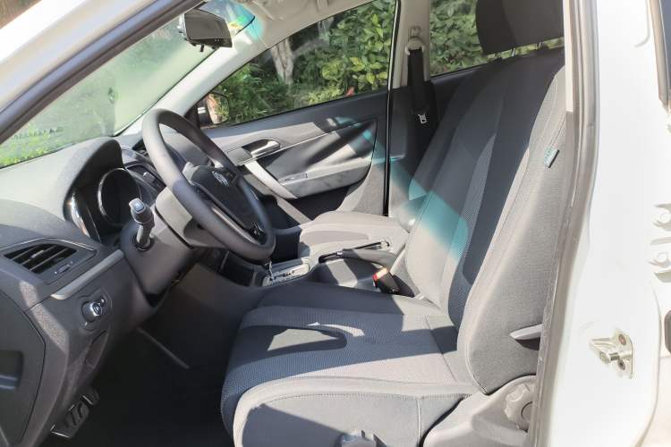 Used MG 5 2012 1.5L Automatic Luxury Edition
