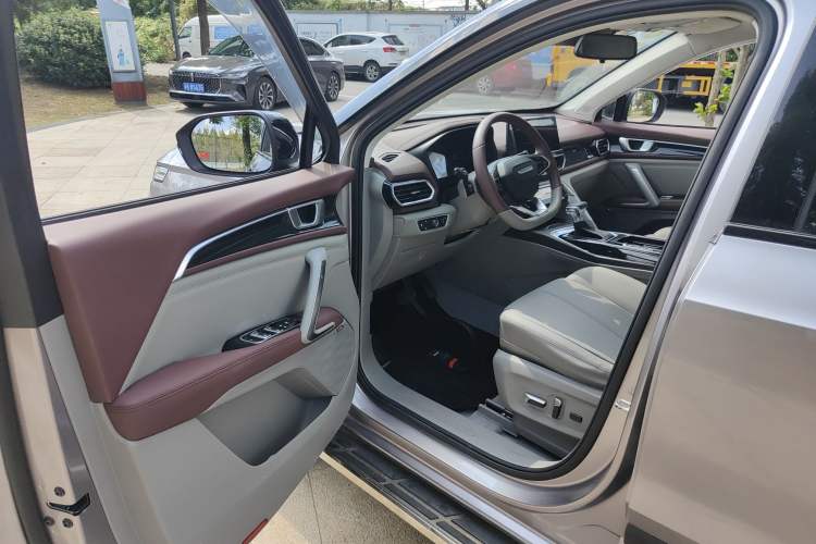 Used Baojun RS-5 2019 1.5T CVT Intelligent Driving Flagship Version China VI Emission Standard
