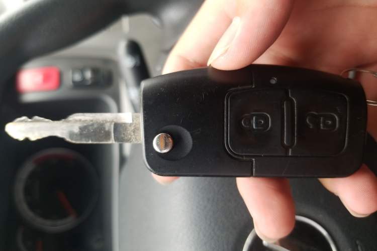 Used Foton Scenic G9 2016 2.4L Commercial Version Long Wheelbase 4G69