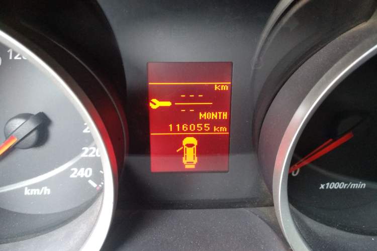 Used Mitsubishi Lancer EX 2011 Chasing Edition 1.8L Manual Luxury Model
