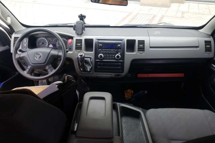 Used Foton Scenic G9 2016 2.4L Commercial Version Long Wheelbase 4G69