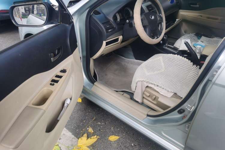 Used Bestune B50 2012 1.6L automatic luxury edition