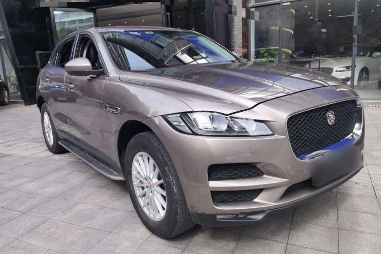 Used Jaguar F-PACE 2016 2.0T Two-Wheel Drive Urban Luxury Edition
