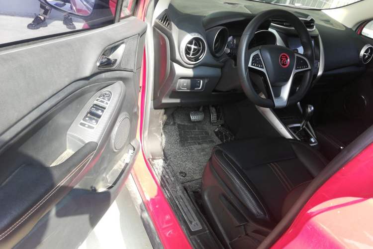 Used BYD Yuan 2017 1.5L Automatic Cool & Connected Model
