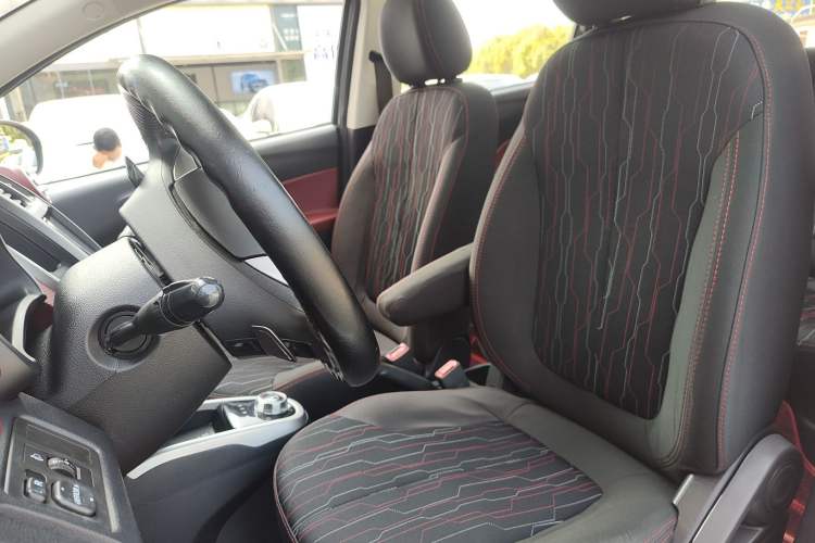 Used Changan Benni 2014 1.4L IMT Luxury Model with Sunroof