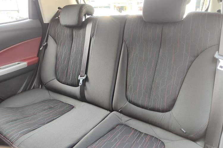 Used Changan Benni 2014 1.4L IMT Luxury Model with Sunroof