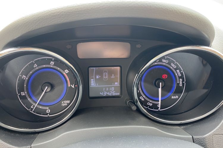 Used Chery E3 2015 1.5L Manual Fashion Model