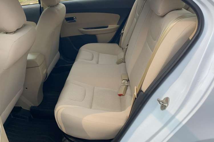 Used Chery E3 2015 1.5L Manual Fashion Model