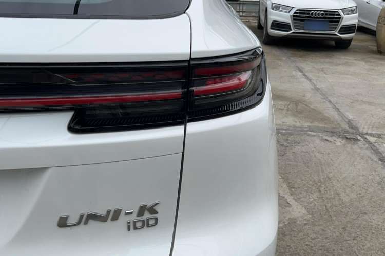 Used Changan UNI-K iDD 2023 Zhidian iDD 1.5T 135km Smart & Fun Model