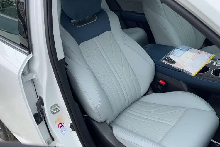 Used Changan UNI-K iDD 2023 Zhidian iDD 1.5T 135km Smart & Fun Model