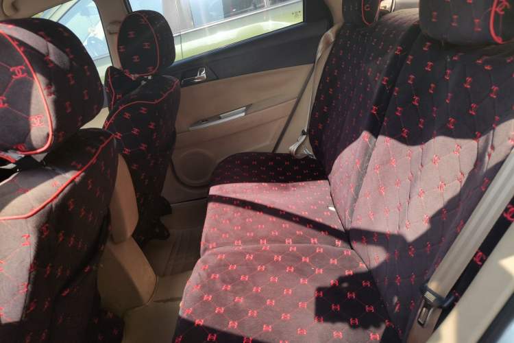 Used Brilliance H330 2013 1.5L Automatic Comfort Edition
