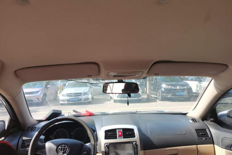 Used Brilliance H330 2013 1.5L Automatic Comfort Edition
