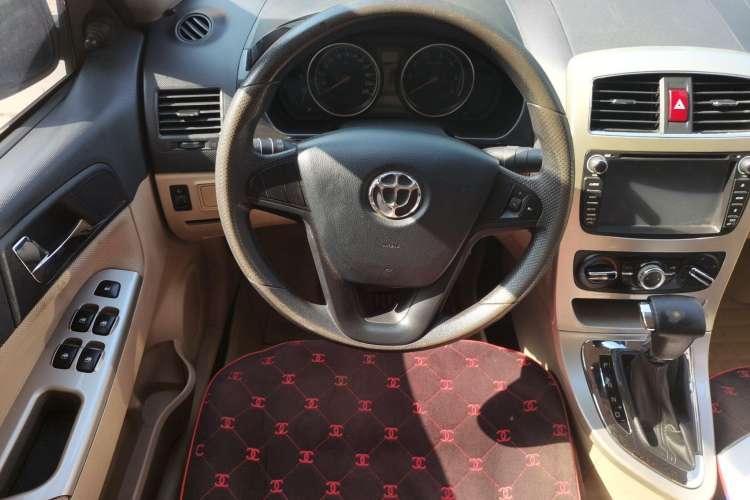 Used Brilliance H330 2013 1.5L Automatic Comfort Edition
