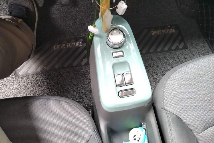 Used CHANGAN Lumin 2022 301km Honey-Sweet Version
