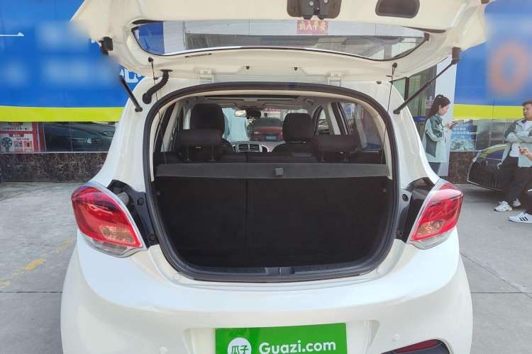 Used Changan Benni 2014 1.4L IMT Luxury Model with Sunroof