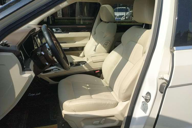 Used Zotye T700 2017 1.8T Dual-Clutch Luxury Model