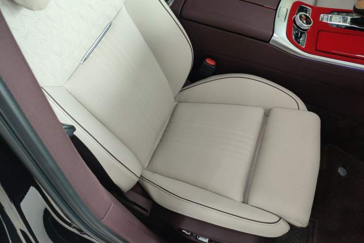 Used Hongqi H9 2020 2.0T Smart Connect Flagship Edition
