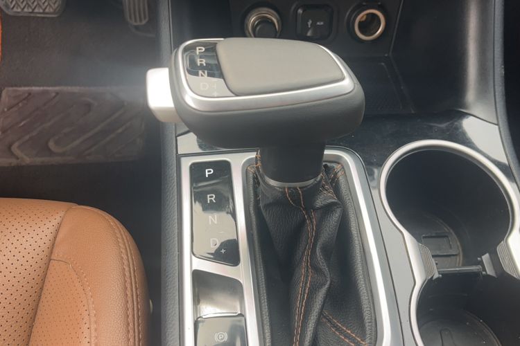 Used Changan CS95 2017 2.0T Four-Wheel Drive SmartDrive Edition