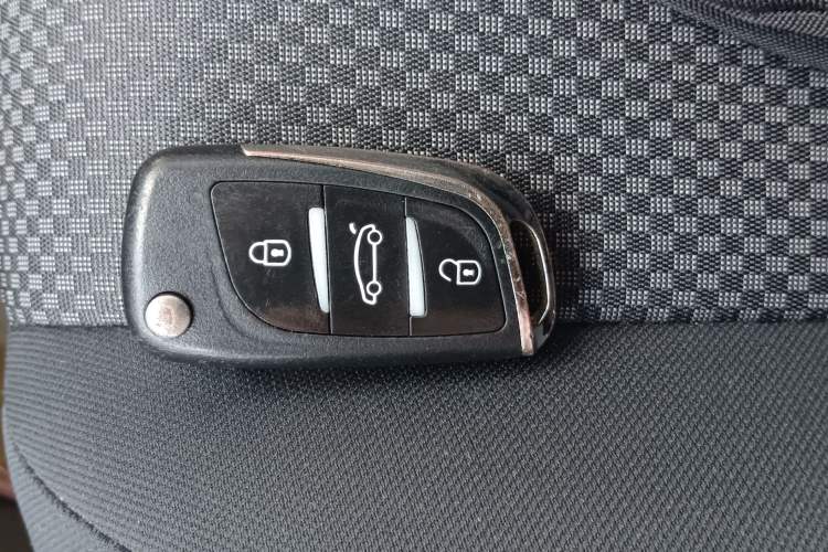 Used MG 3 2012 1.5L Manual Fashion Edition
