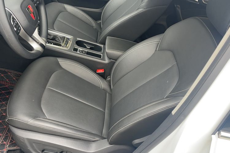 Used Roewe i6 2020 PLUS 1.6L CVT 4G Connected Glory Flagship Edition
