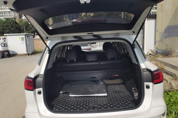 Used Roewe RX5 MAX 2019 300TGI Automatic Smart Cabin Luxury Edition
