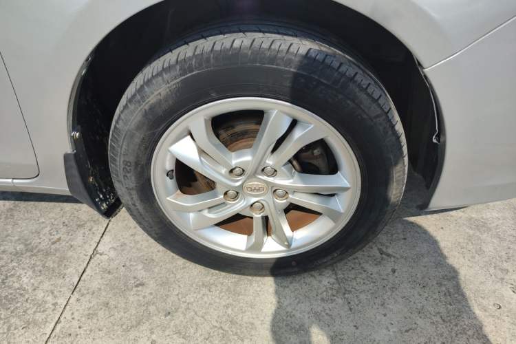 Used BYD Surui 2012 1.5L Manual Luxury Version

