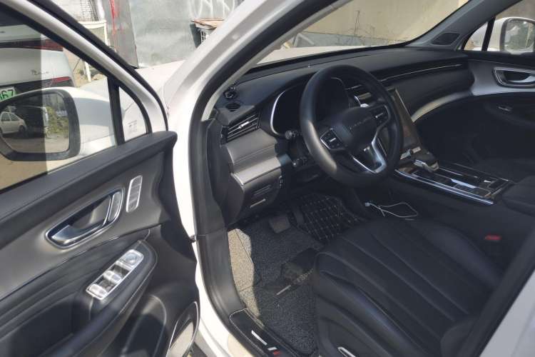 Used Roewe RX5 MAX 2019 300TGI Automatic Smart Cabin Luxury Edition
