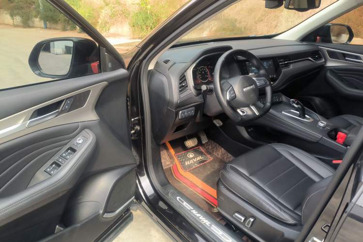 Used Haval F7 2020 2.0T Two-Wheel Drive i-Van
