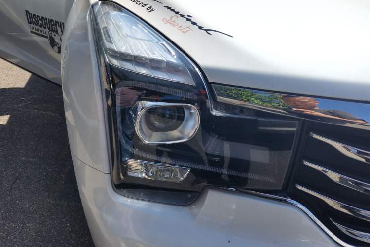 Used GAC Trumpchi GS7 2017 280T Two-Wheel Drive Luxury Model
