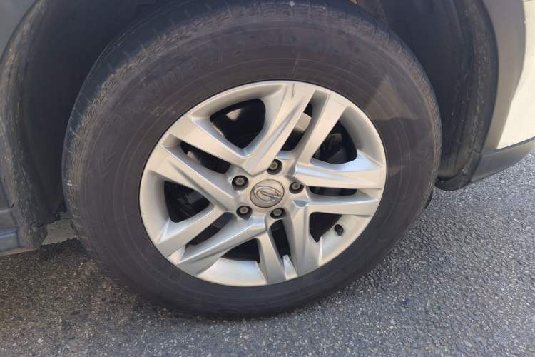 Used GAC Trumpchi GS7 2017 280T Two-Wheel Drive Luxury Model
