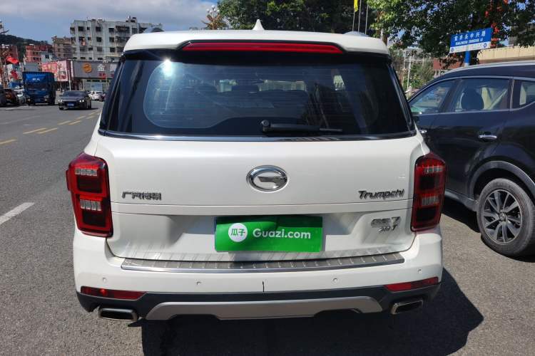 Used GAC Trumpchi GS7 2017 280T Two-Wheel Drive Luxury Model
