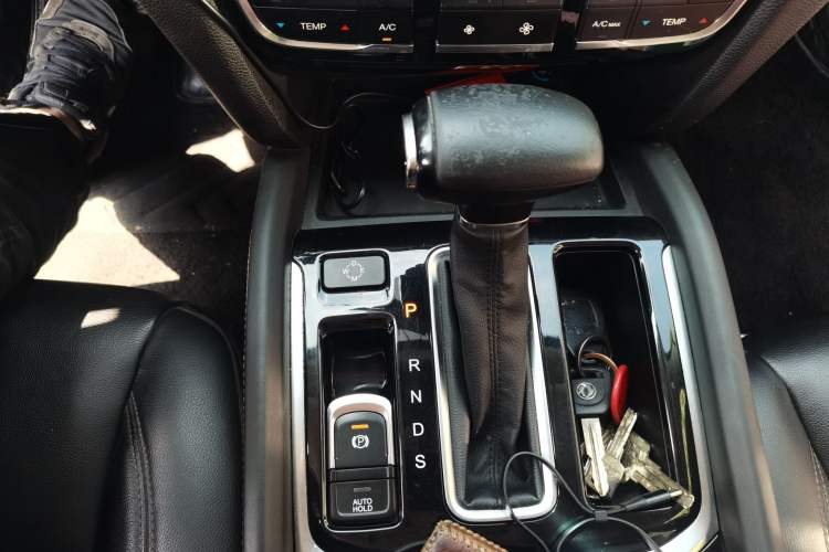 Used GAC Trumpchi GS7 2017 280T Two-Wheel Drive Luxury Model
