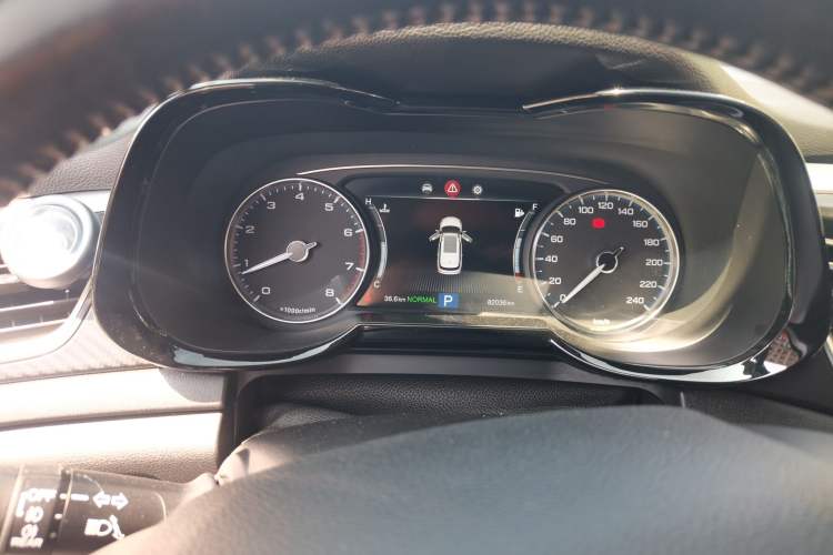 Used GAC Trumpchi GS7 2017 280T Two-Wheel Drive Luxury Model
