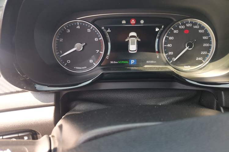 Used GAC Trumpchi GS7 2017 280T Two-Wheel Drive Luxury Model
