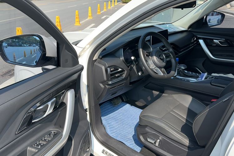 Used Zotye T500 2018 1.5T Automatic Smart Connected Prestige Model
