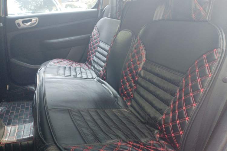 Used Peugeot 307 2012 1.6L Manual CROSS